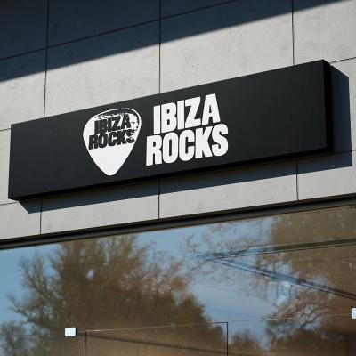 Fabricación de rotulos bandeja de aluminio fresado en Ibiza